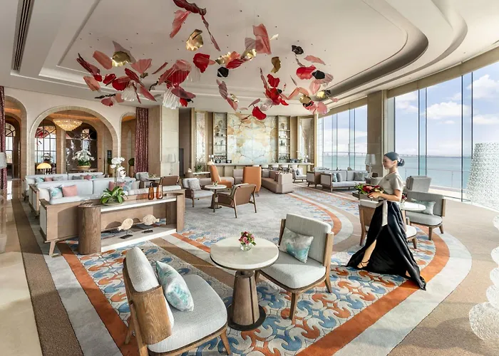 Hotel Nustar 5*