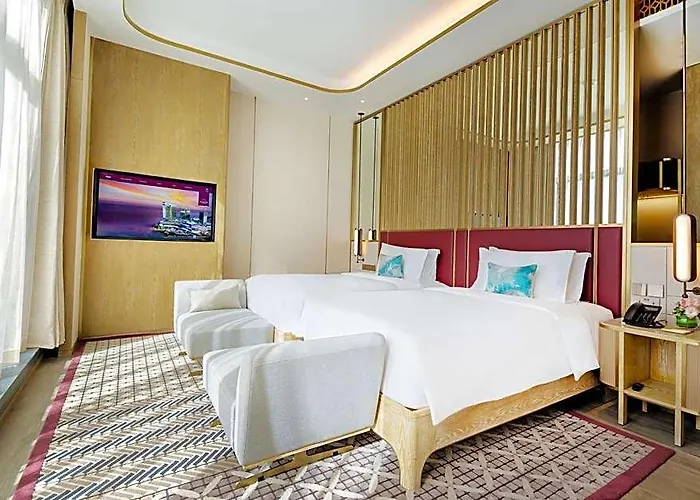 Hotel Nustar 5*