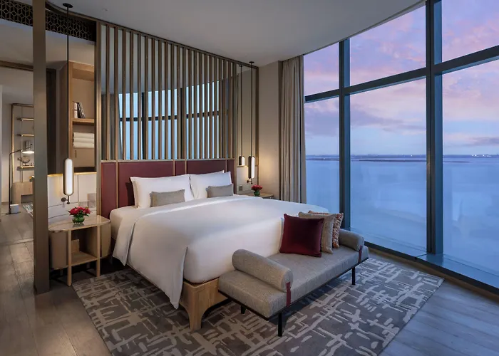 Hotel Nustar Cebu