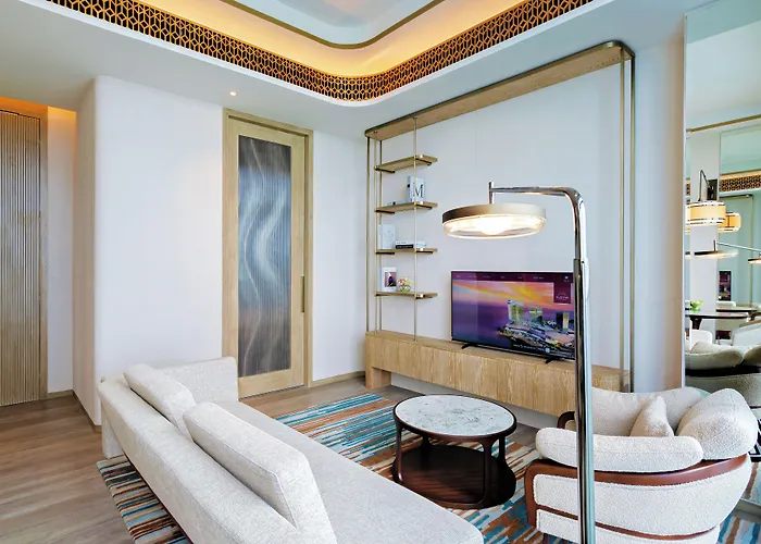 Hotel Nustar Cebu